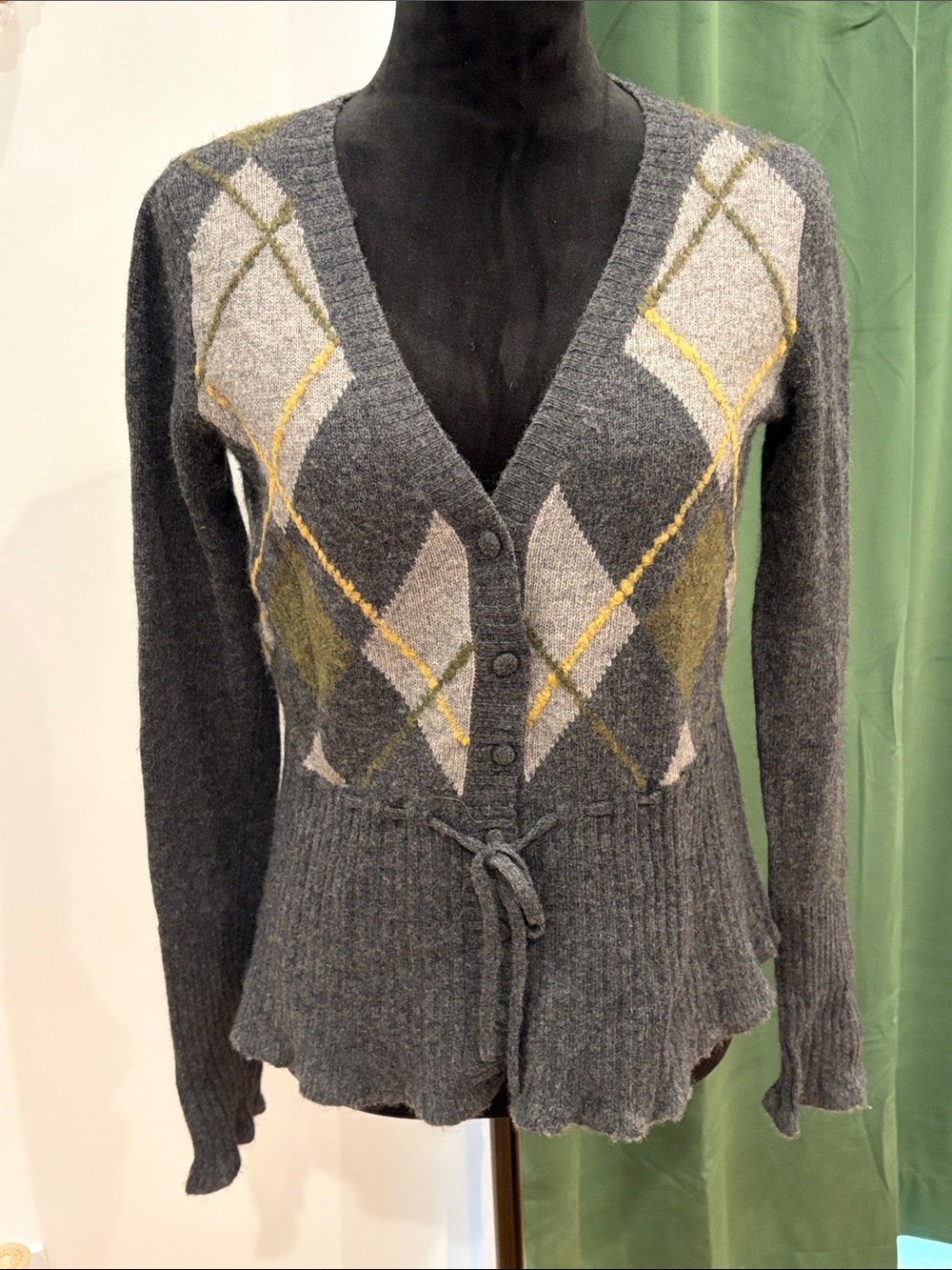 Y2K bebe Charcoal Gray Argyle V-Neck Button Cardigan with Waist Tie
